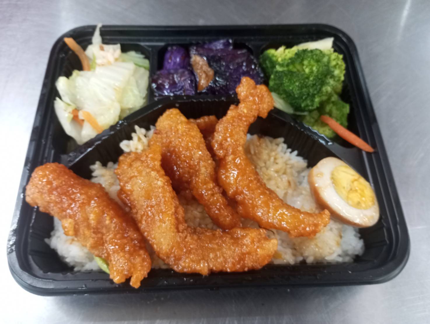 糖醋多利柳條魚便當  100元